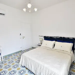 https://il-gelsomino-amalfi.hotels-amalfi.com
